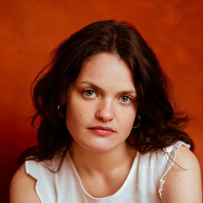 Margot Escourbiac's headshot